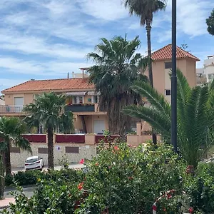 Apartamento Bajo A Avenida De Las Yedras Apartamento